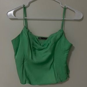 Silk Crop-Top Green